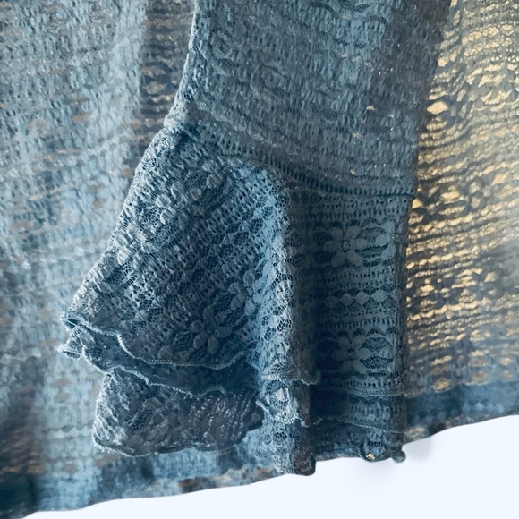 Anniewear Mesh Lace Top Size Medium Blue Long Sleeve Bell Flared Cuffs Pull On - Picture 5 of 11